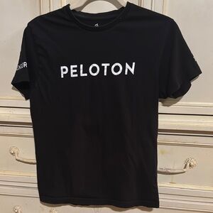 Peloton Black T-Shirt 100 small